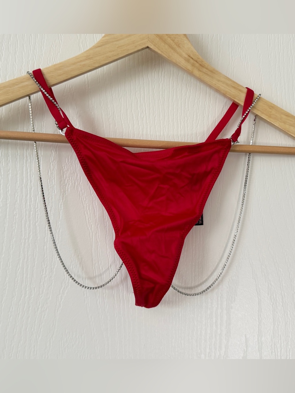 Victoria's Secret Very Sexy V-String Red Silver Chain Rhinestones Medium New